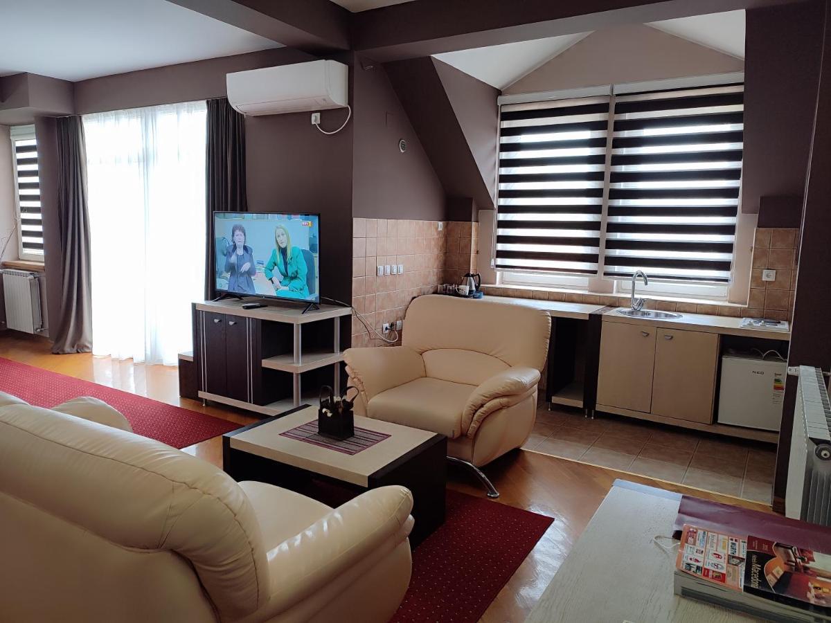 Premier Hotel Skopje Luaran gambar